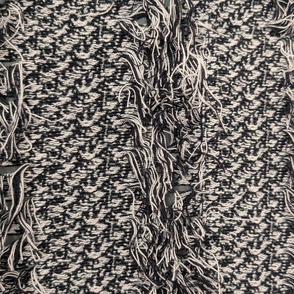 209 Wst 38 Knit Fringe Sweater Vest - Picture 2 of 7